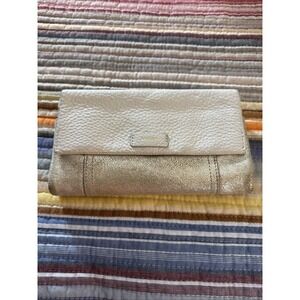 Fossil Light Sage Leather Ellis Clutch Wallet